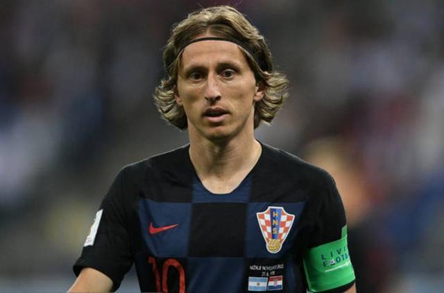 半场-泰山暂1-1梅州 卡扎破门马里铲射扳平