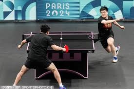 短道速滑——世锦赛：荷兰队打破混合团体接力世界纪录