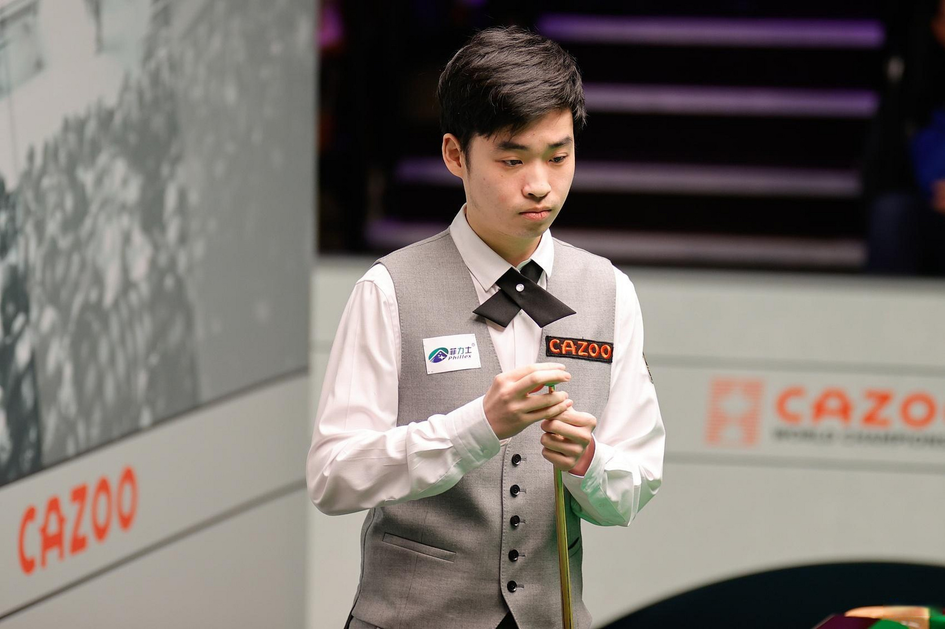 同样不容小 同样不容小