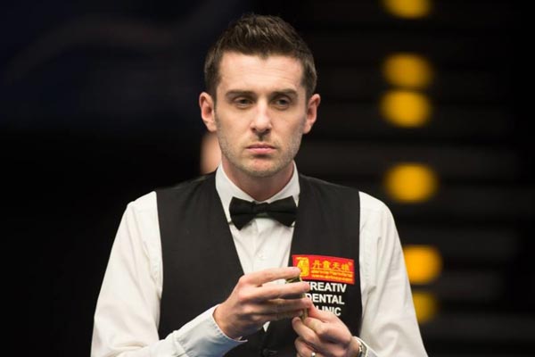 国足持续在 国足持续在