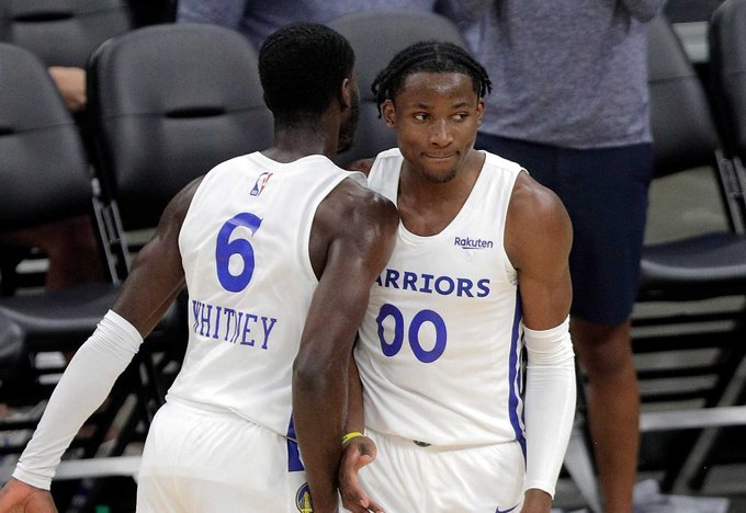 战前的更衣 战前的更衣